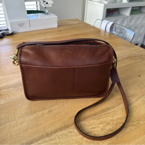 Vintage COACH 70s 80s Carnival Crossbody Brown Leather Small/Med Bag - Picture 2 of 16